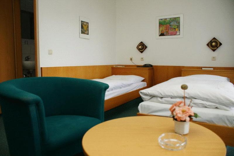 Hotel Koch Maingau Obertshausen Værelse billede